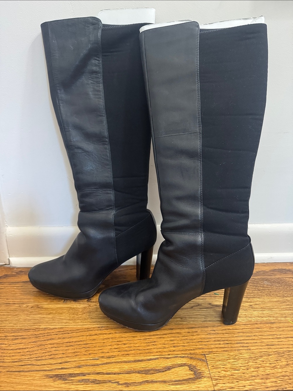 Clarks Black Knee High Leather Boots Stretch Back Block Heel Size 7.5
